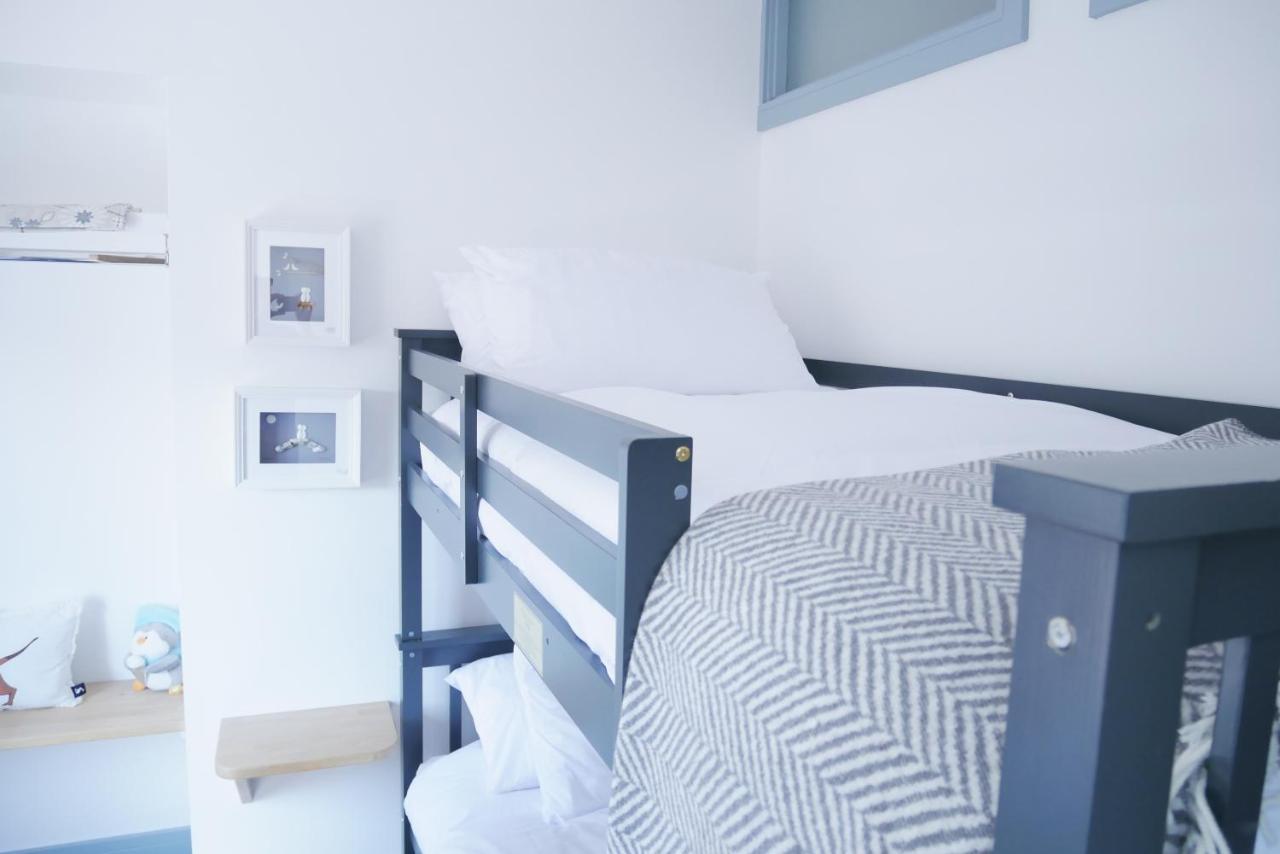 Sunset View, 2 Bedrooms In The Heart Of Holt With Parking Exterior foto